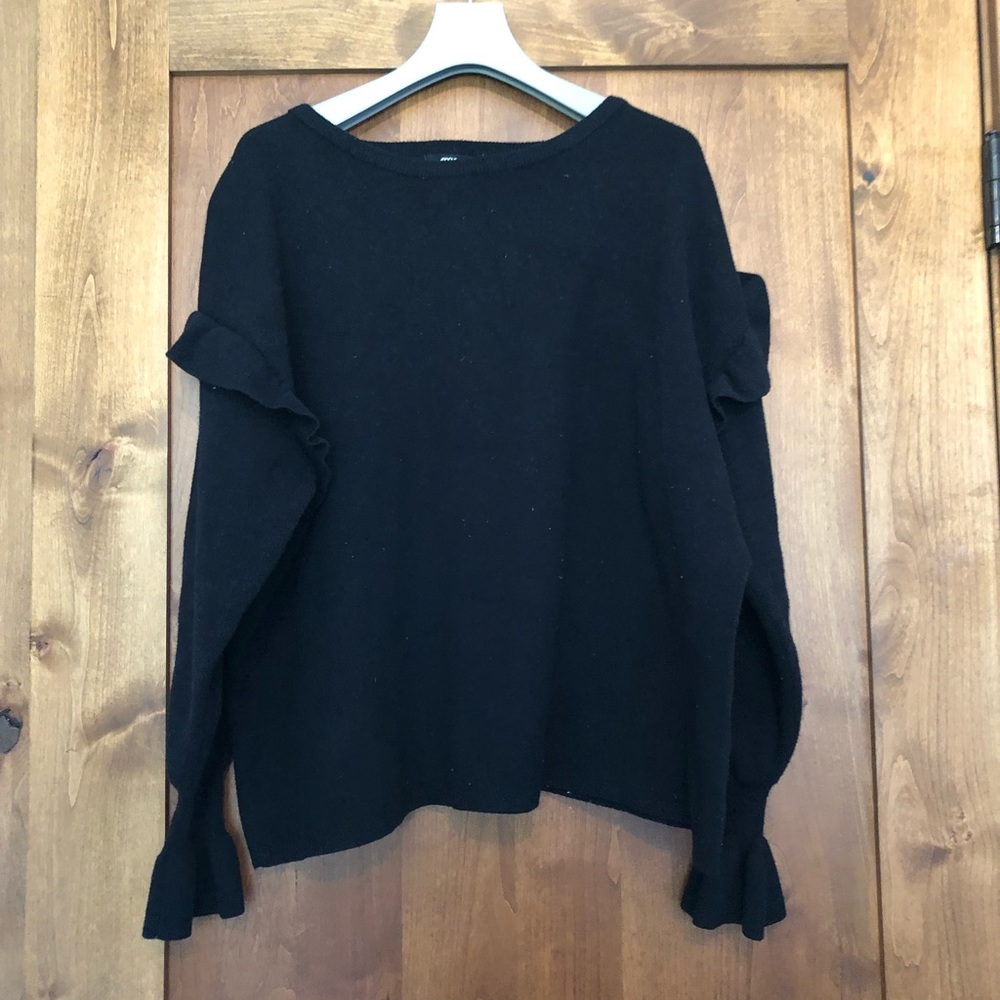 ⭐️2/$30⭐️Ardene black thick sweater
